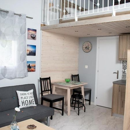 Filippou Luxury Apartments Флогіта Екстер'єр фото