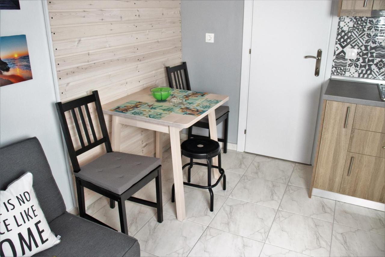 Filippou Luxury Apartments Флогіта Екстер'єр фото