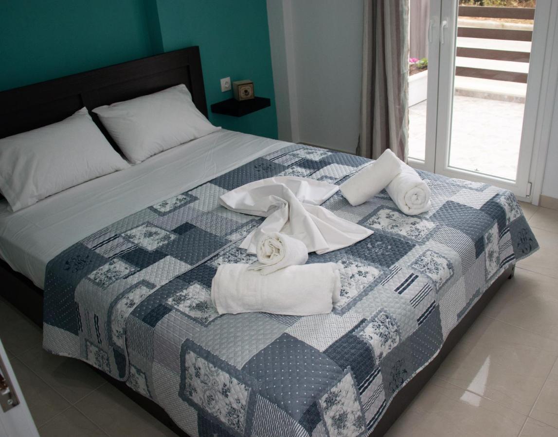Filippou Luxury Apartments Флогіта Екстер'єр фото